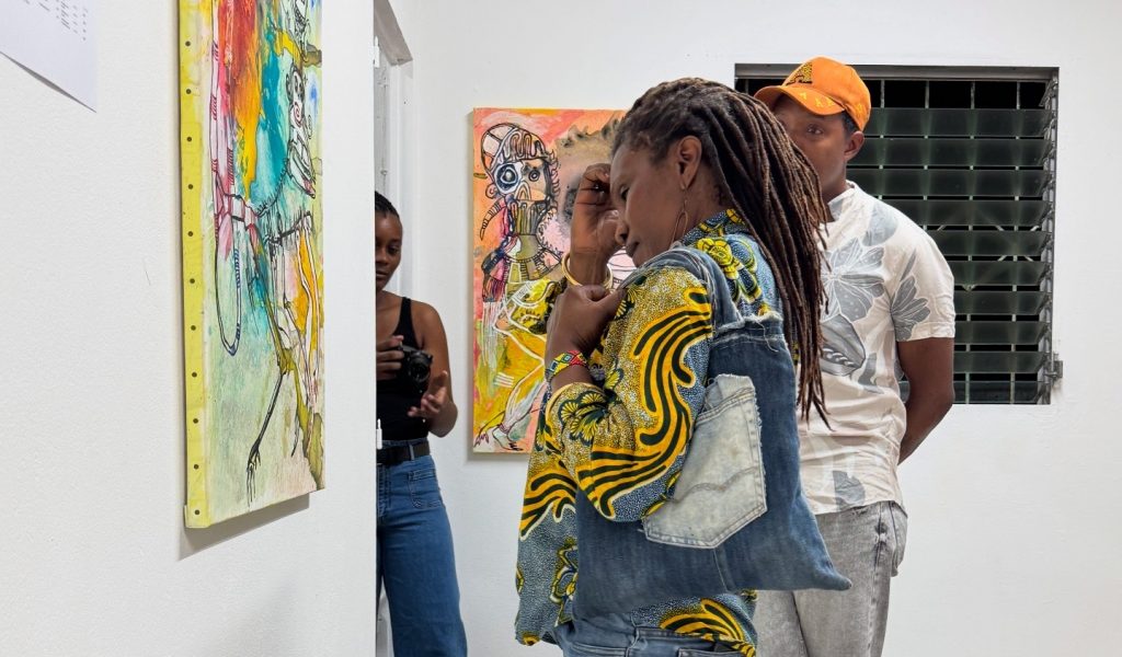 753F21F8-A77F-4CC5-B684-496F8B72210E